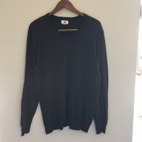 Old Navy V Neck lightweight sweater - Picture 1 of 2